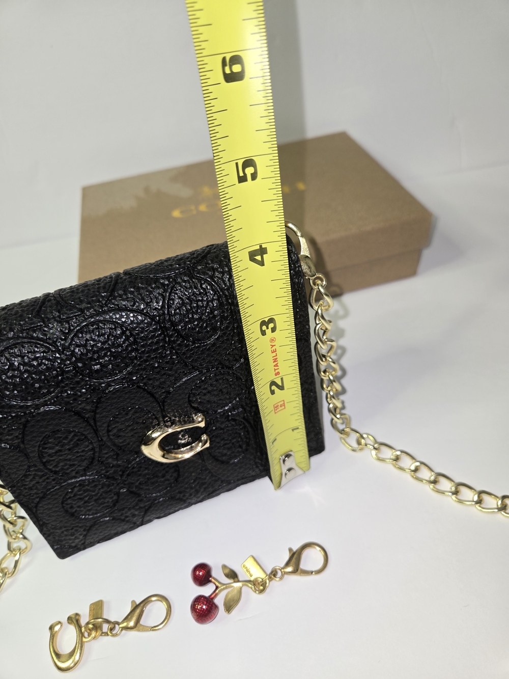 crossbody - Picture 6 of 9